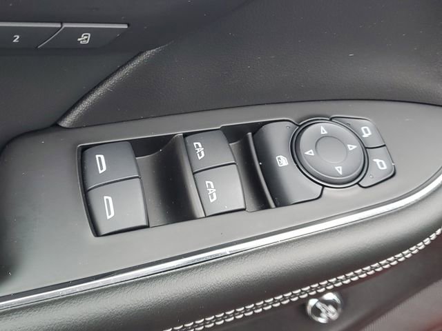 Used 2023 Buick Envision Essence image 17