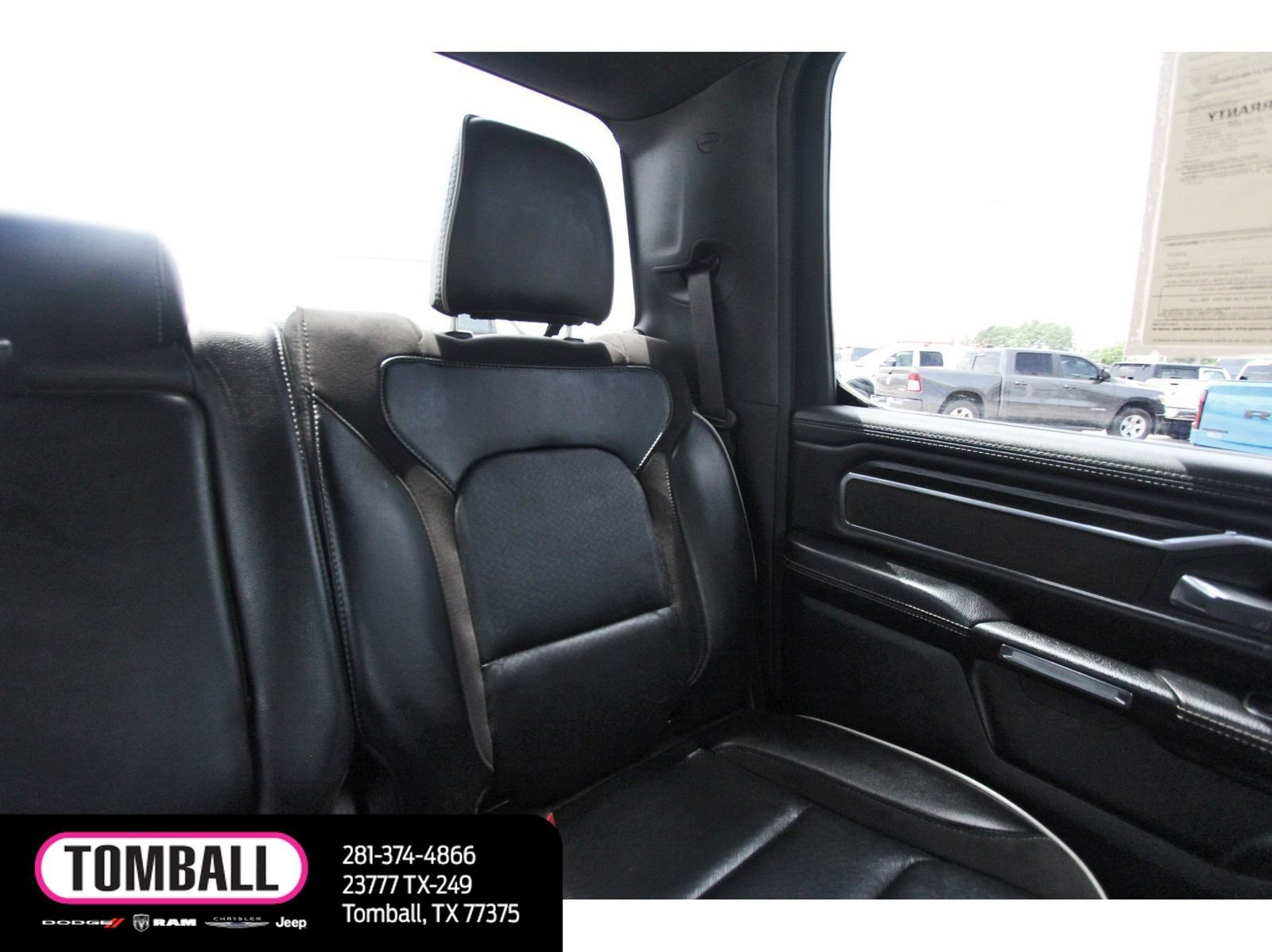 Used 2024 RAM 1500 Laramie AWD/4WD image 12