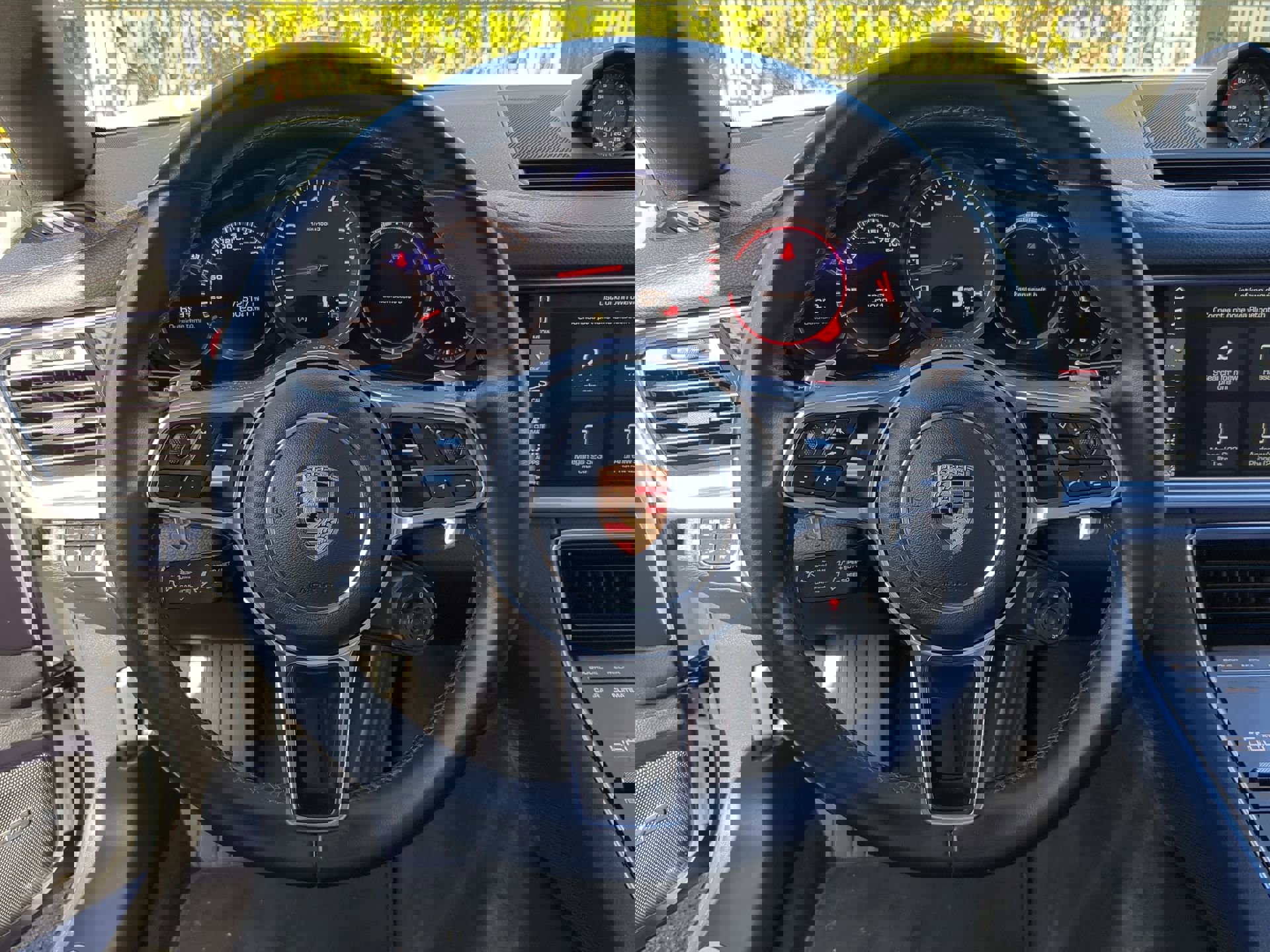 Used 2018 Porsche Panamera 4S w/ Premium Package Plus image 34