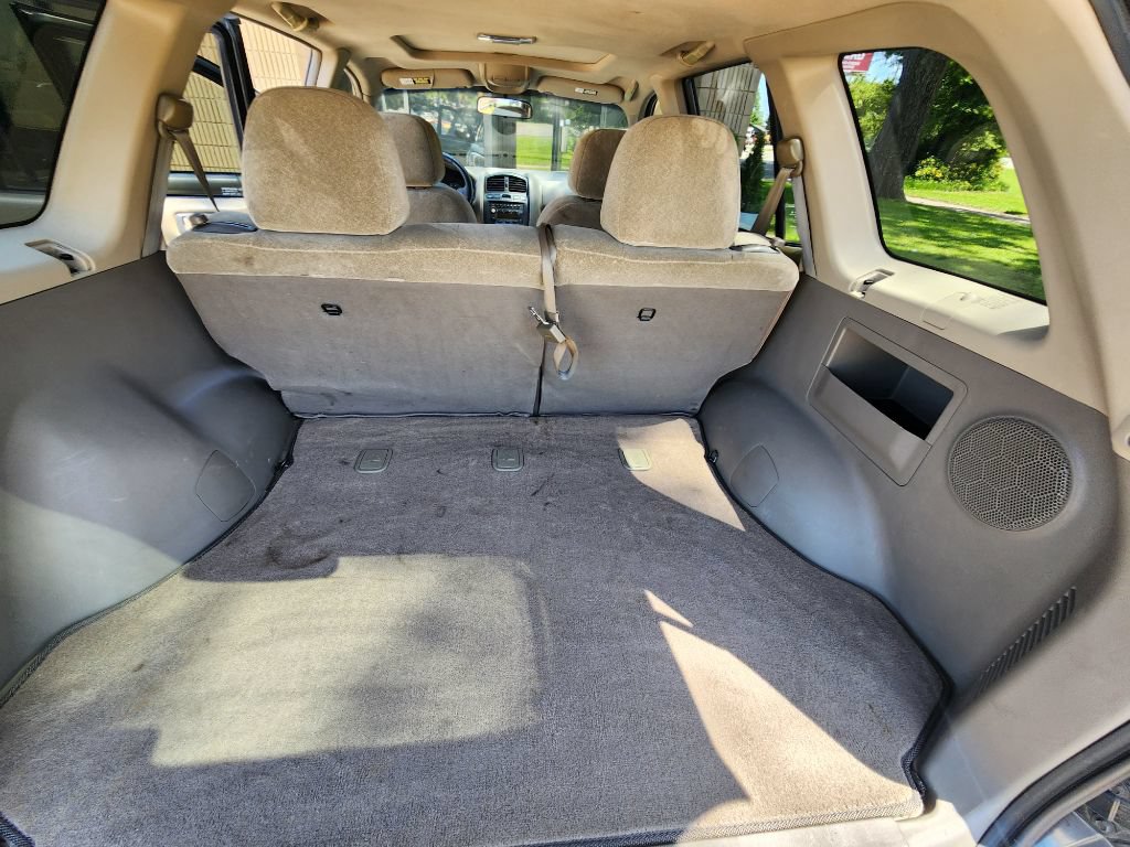 Used 2004 Hyundai Santa Fe GLS FWD image 8