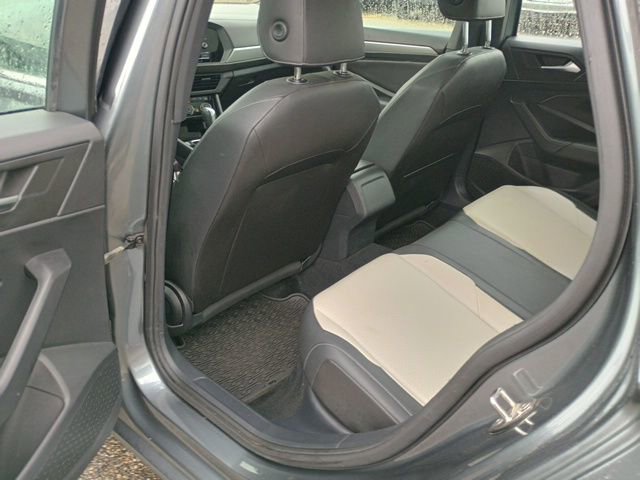 Used 2019 Volkswagen Jetta R-Line image 20