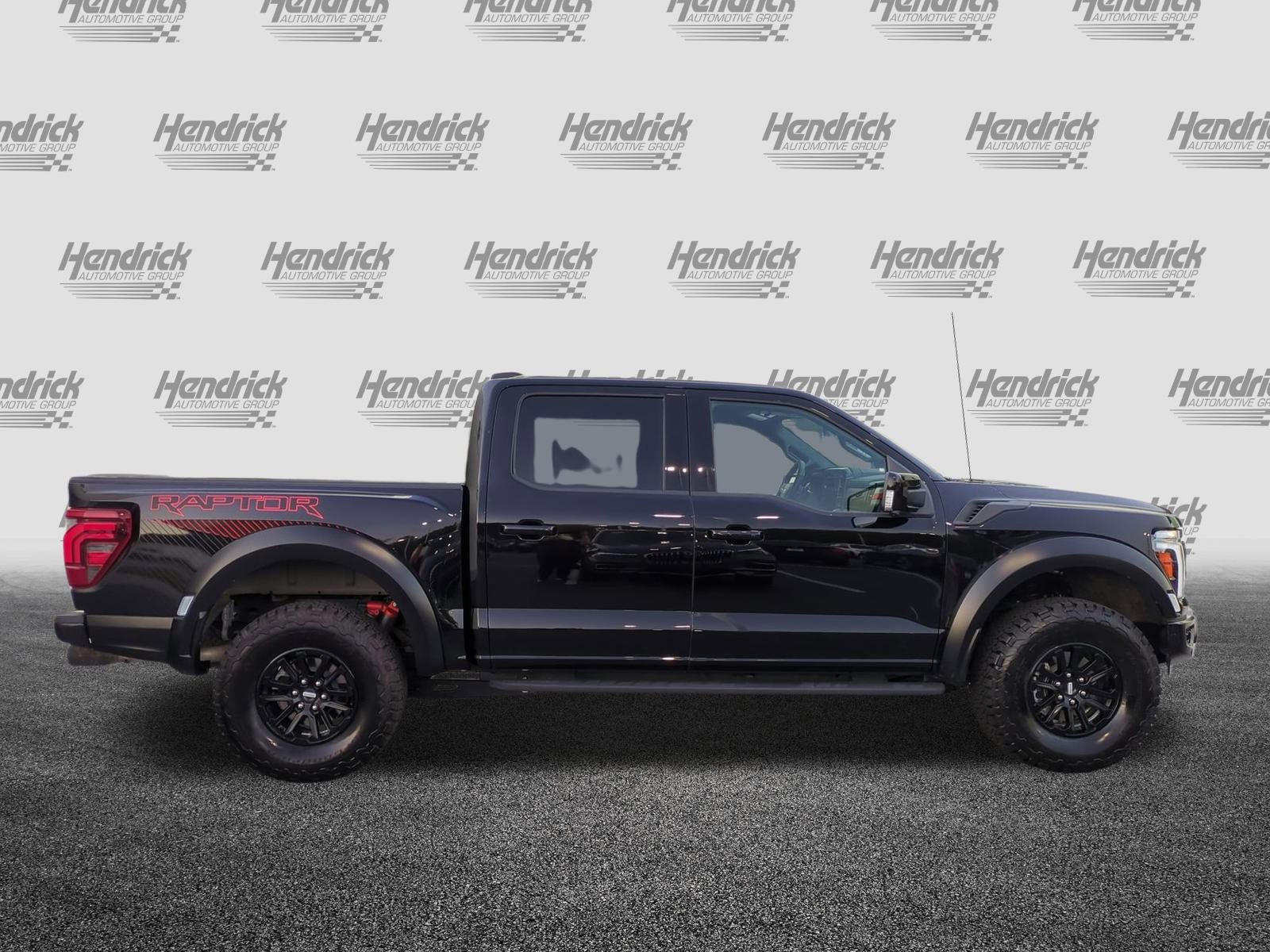 Used 2025 Ford F150 Raptor image 11