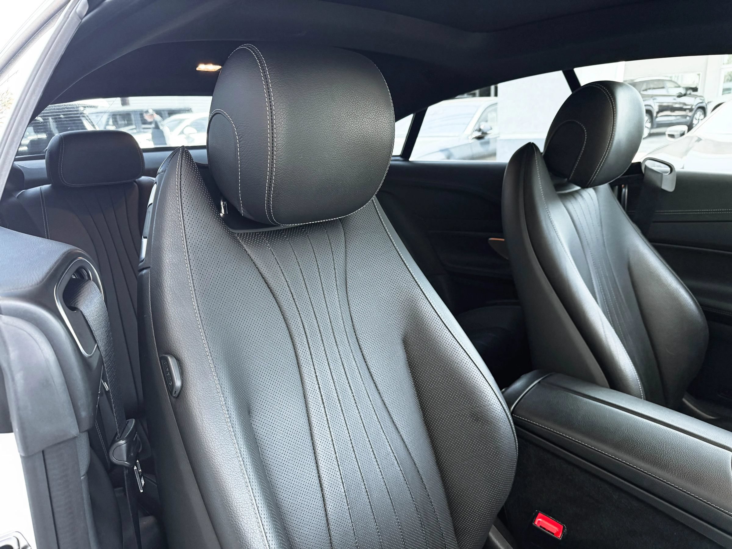 Used 2022 Mercedes-Benz E 450 4MATIC Coupe w/ AMG Line image 24