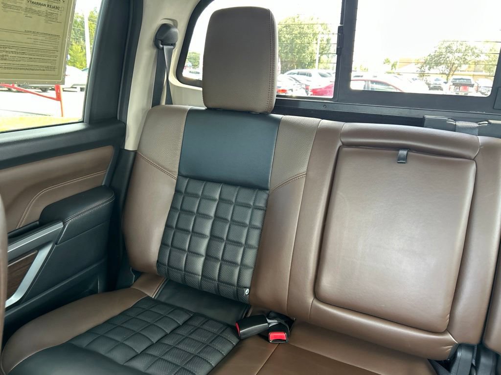 Used 2017 Nissan Titan Platinum Reserve RWD image 13