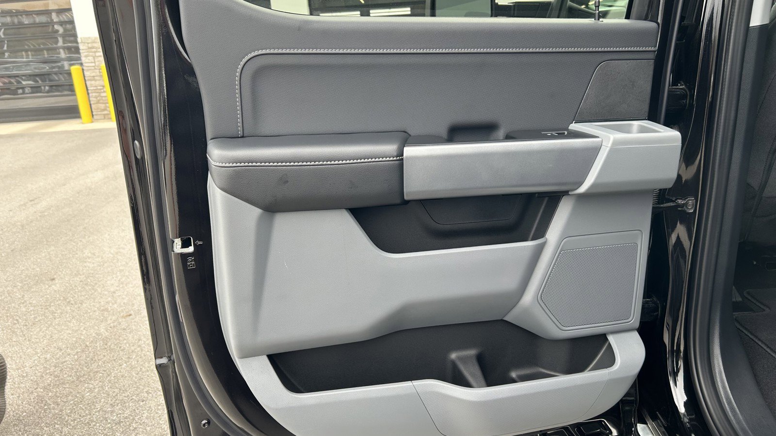 Used 2024 Ford F150 XLT w/ Equipment Group 302A MID image 12