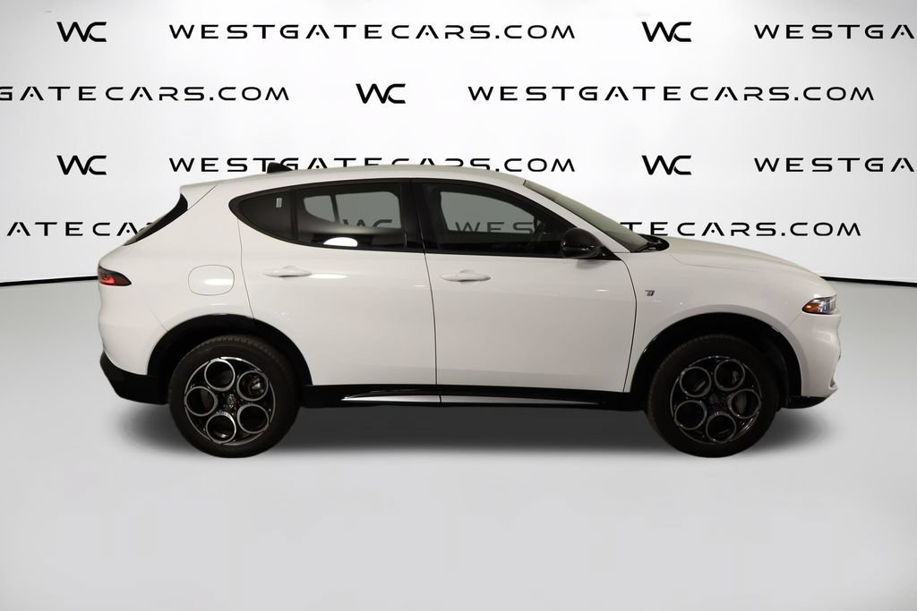 Used 2024 Alfa Romeo Tonale Ti AWD/4WD image 46