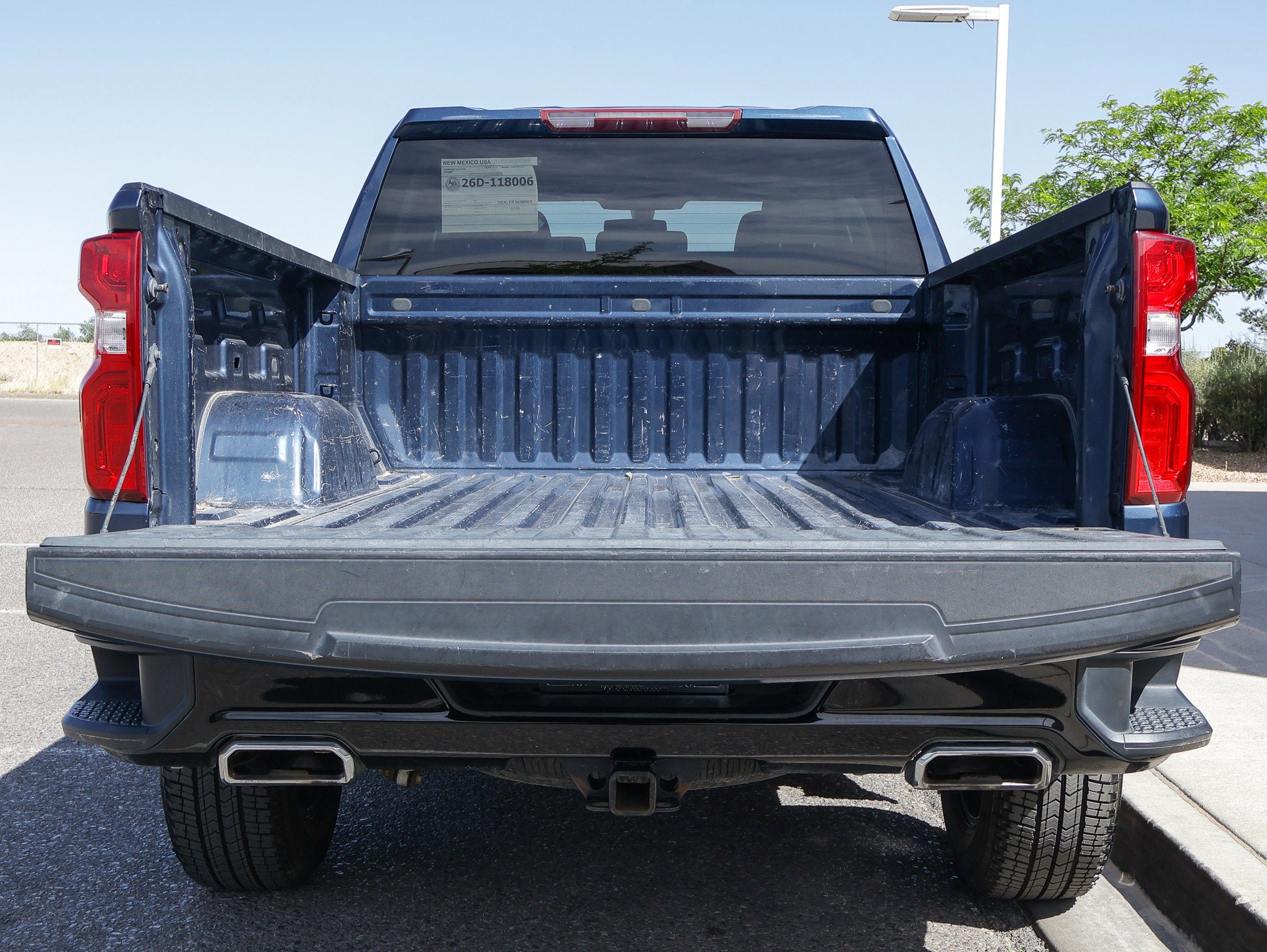 Used 2019 Chevrolet Silverado 1500 Custom Trail Boss w/ Custom Convenience Package AWD/4WD image 19
