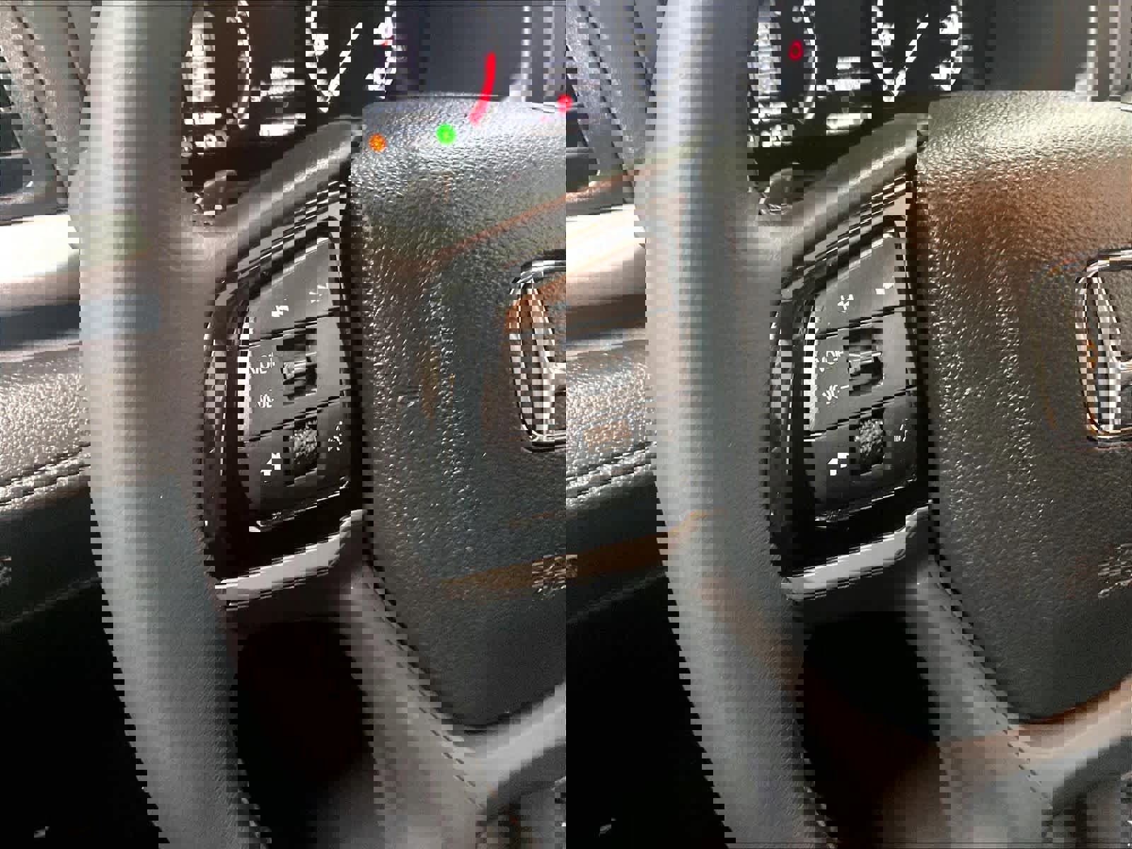 Used 2025 Honda Odyssey EX-L image 23