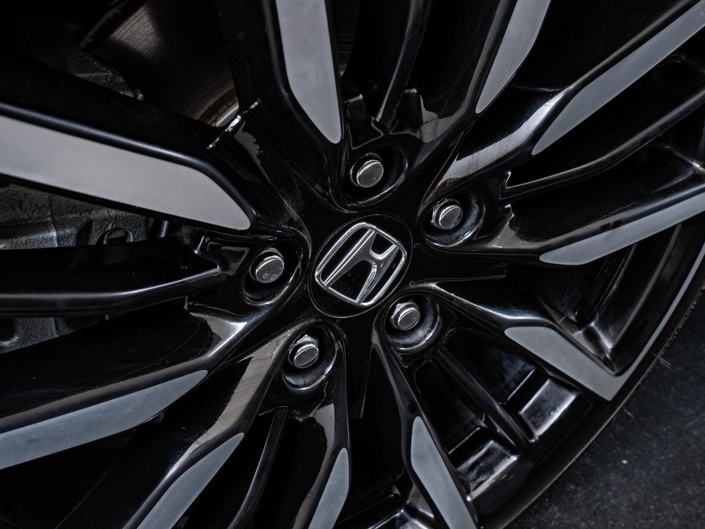 Used 2025 Honda Accord Touring image 8