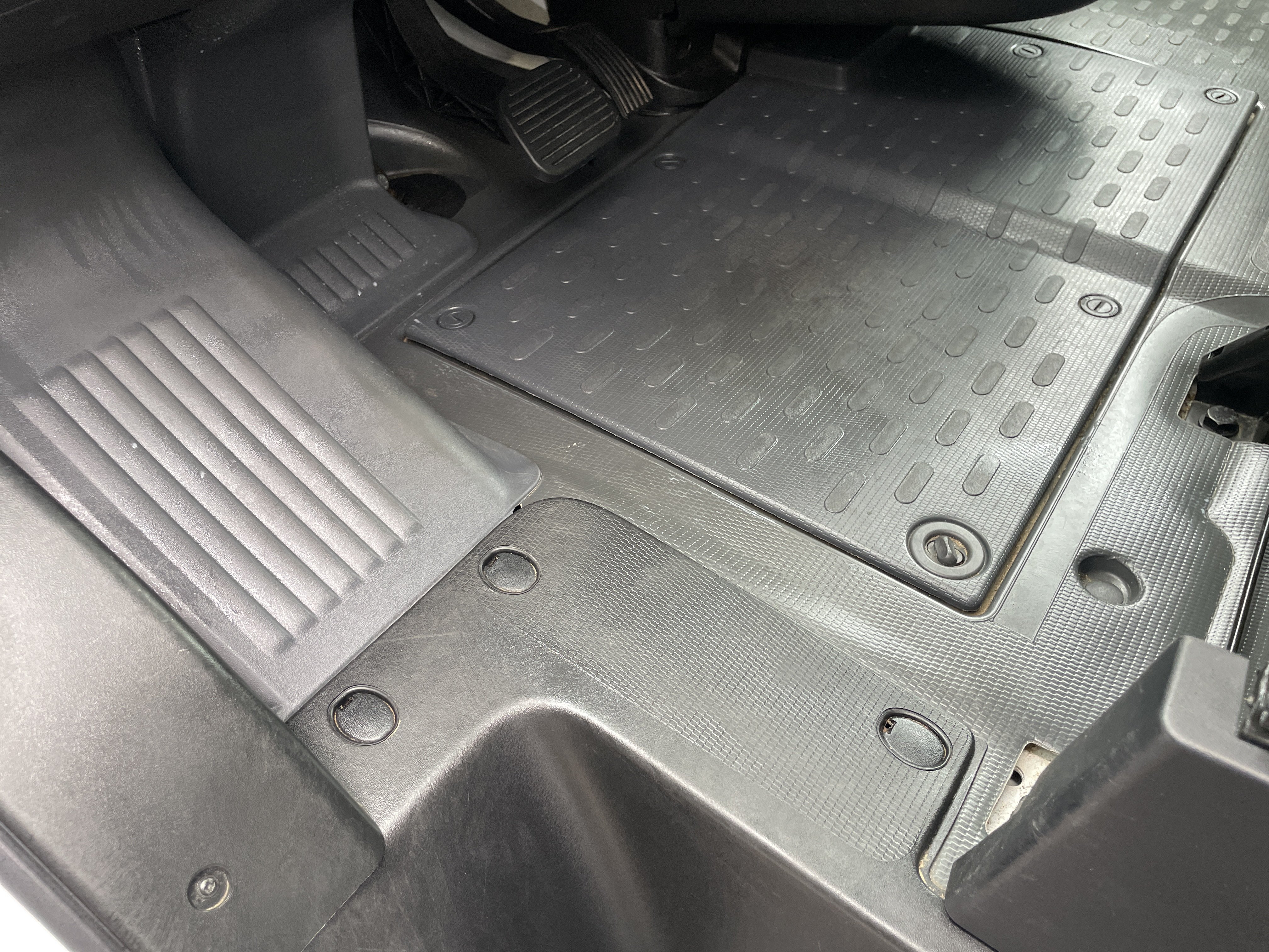 Used 2025 RAM ProMaster 2500 w/ U-Haul Equipment Group FWD image 16