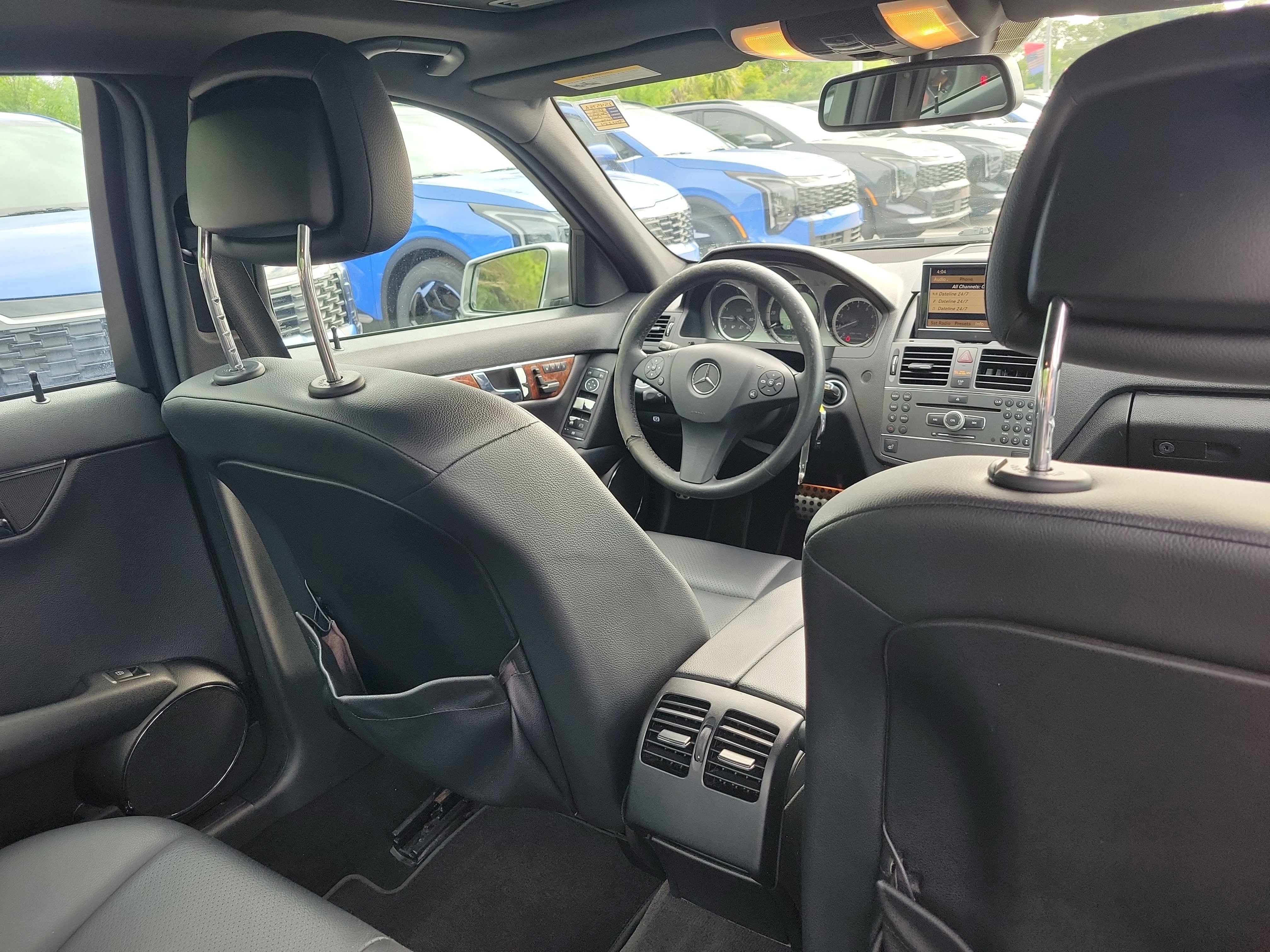 Used 2010 Mercedes-Benz C 300 Sedan image 56