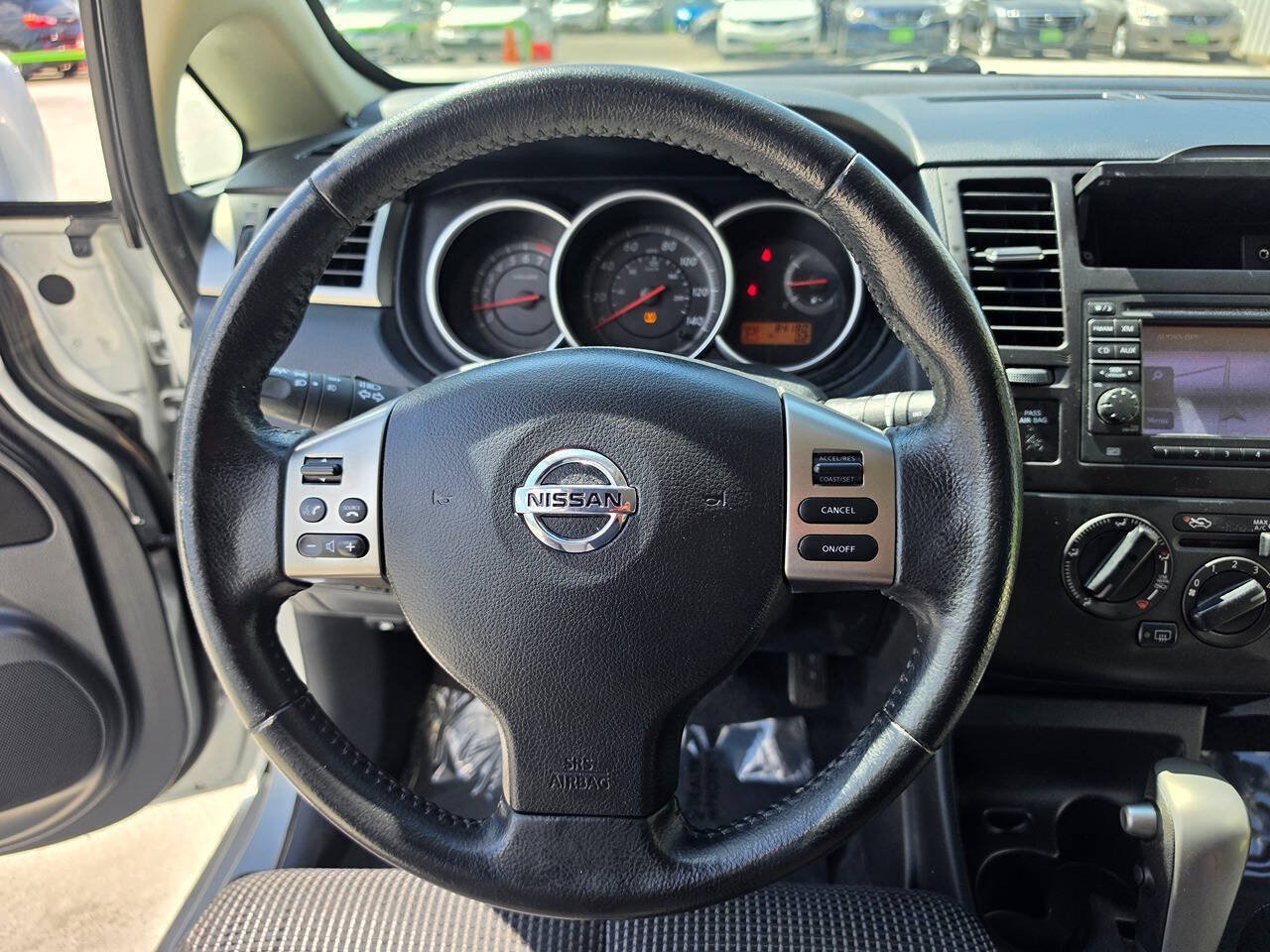 Used 2012 Nissan Versa Hatchback w/ SL Navigation Pkg FWD image 43