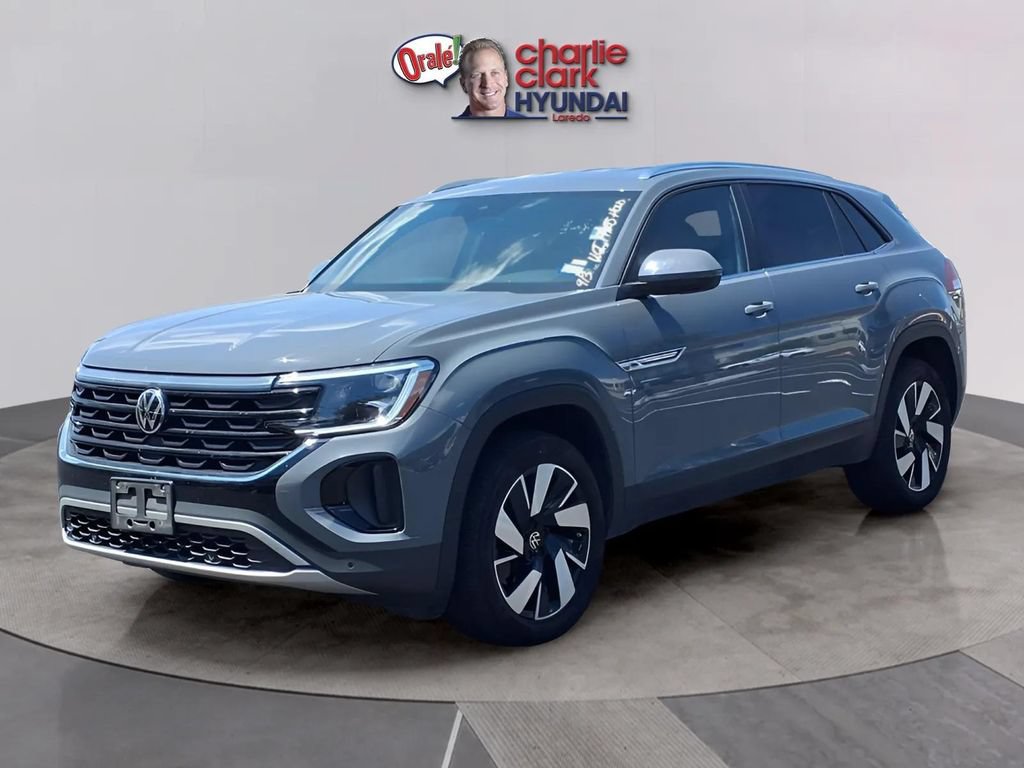 Used 2026 Volkswagen Atlas Cross Sport SE FWD image 1