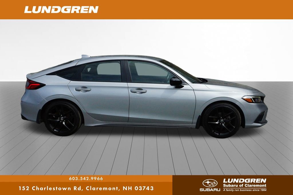 Used 2023 Honda Civic Sport image 2