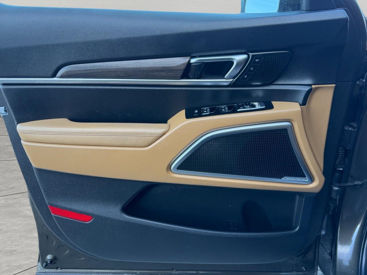 Used 2022 Kia Telluride SX image 21