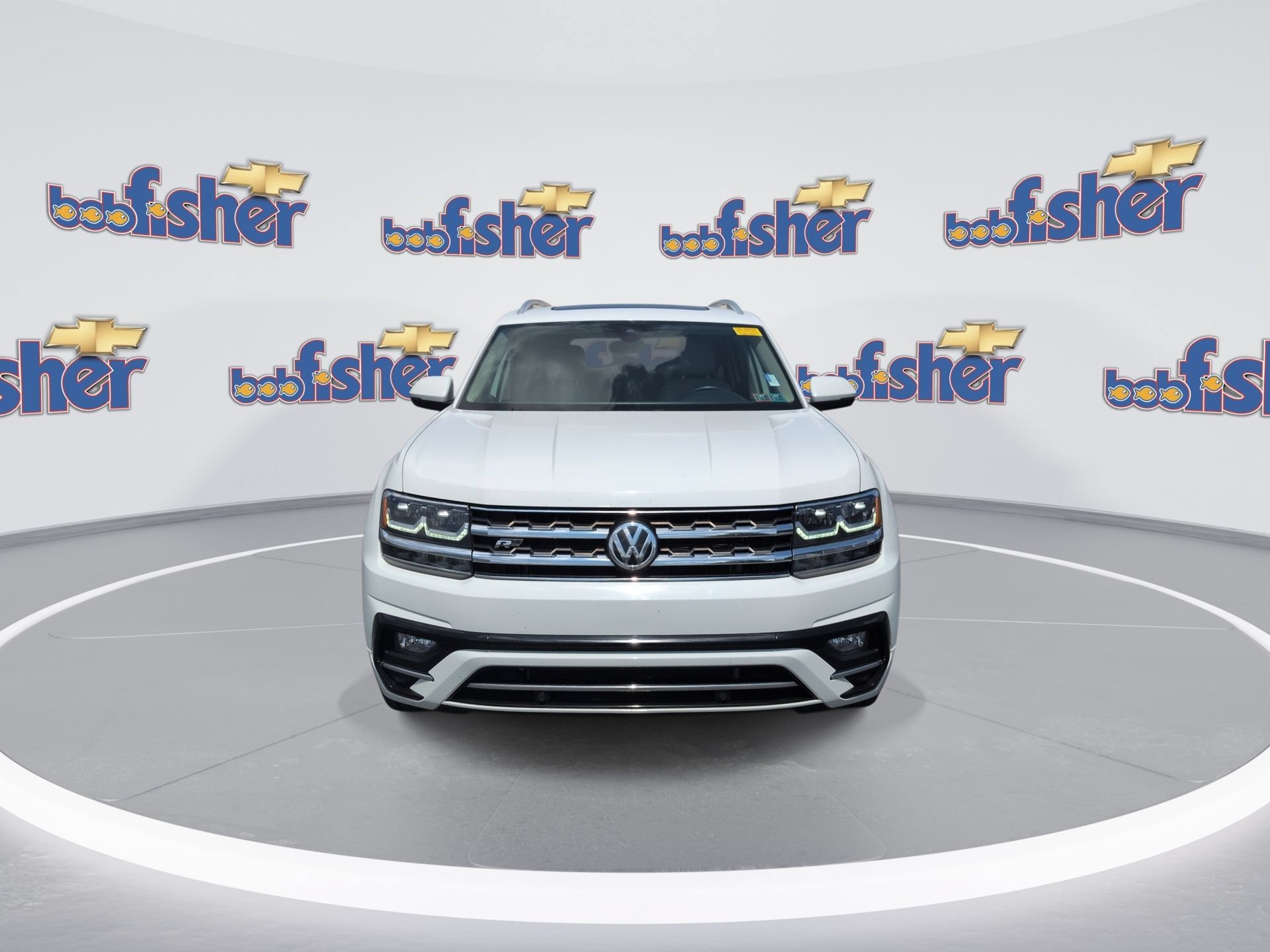 Used 2019 Volkswagen Atlas SEL R-Line AWD/4WD image 4