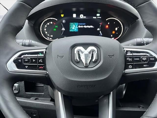 New 2025 RAM ProMaster 3500 w/ Quick Order Package 22G SLT image 12