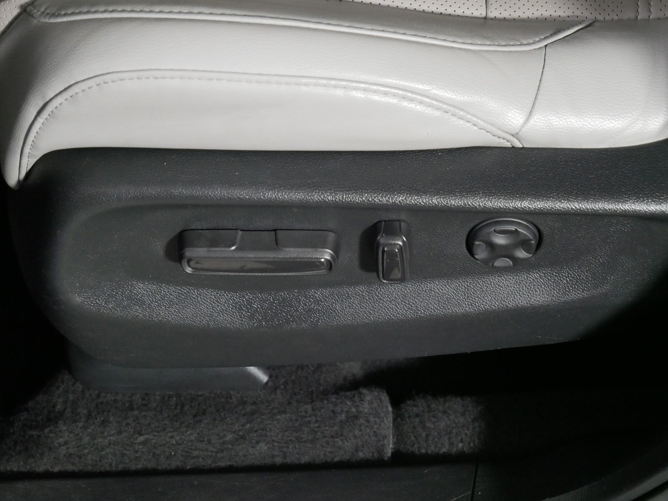 Used 2017 Honda CR-V Touring image 20