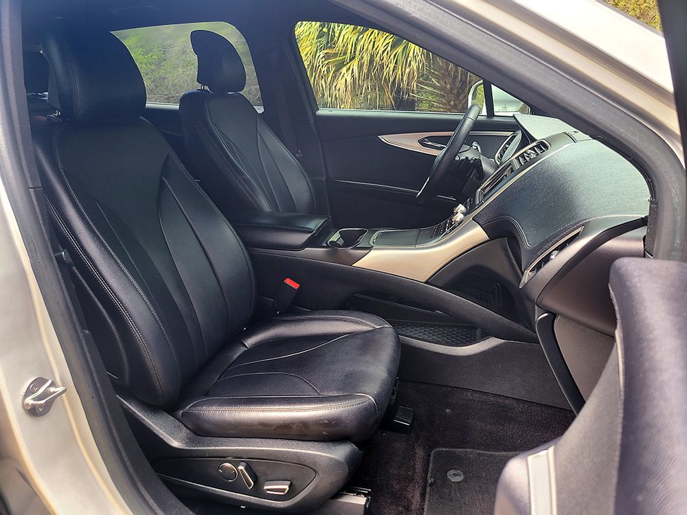 Used 2017 Lincoln MKX Premiere image 15