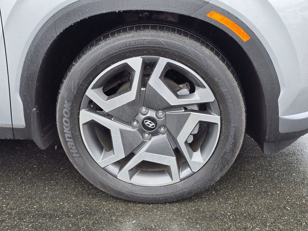 Used 2023 Hyundai Palisade Limited w/ Winter Package AWD/4WD image 9