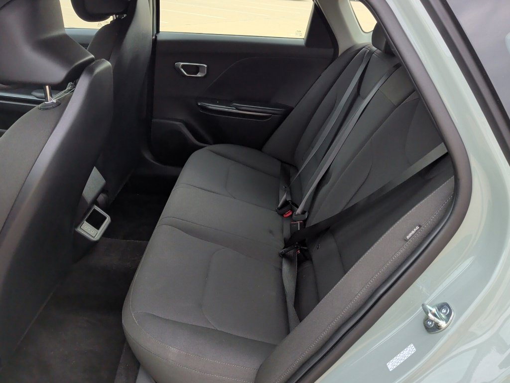 Used 2026 Kia K4 FWD image 33