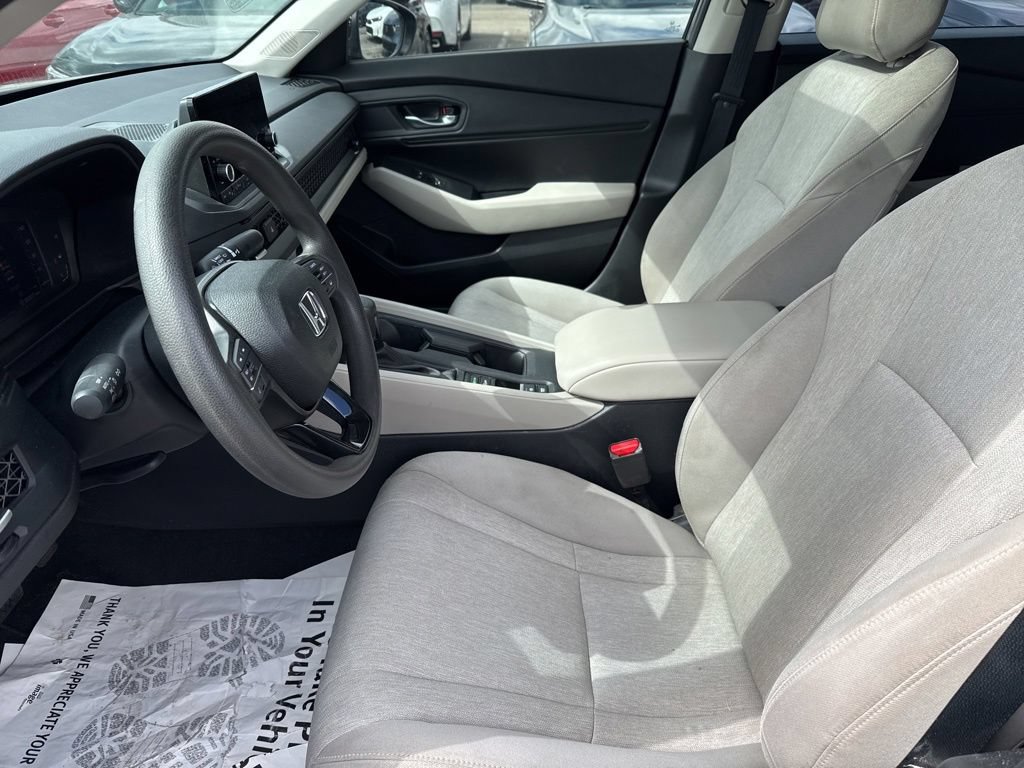 Used 2025 Honda Accord SE image 24