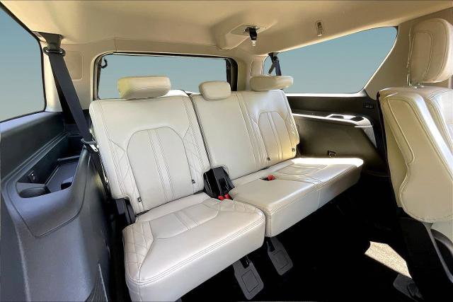 Used 2020 Ford Expedition Max Platinum AWD/4WD image 25