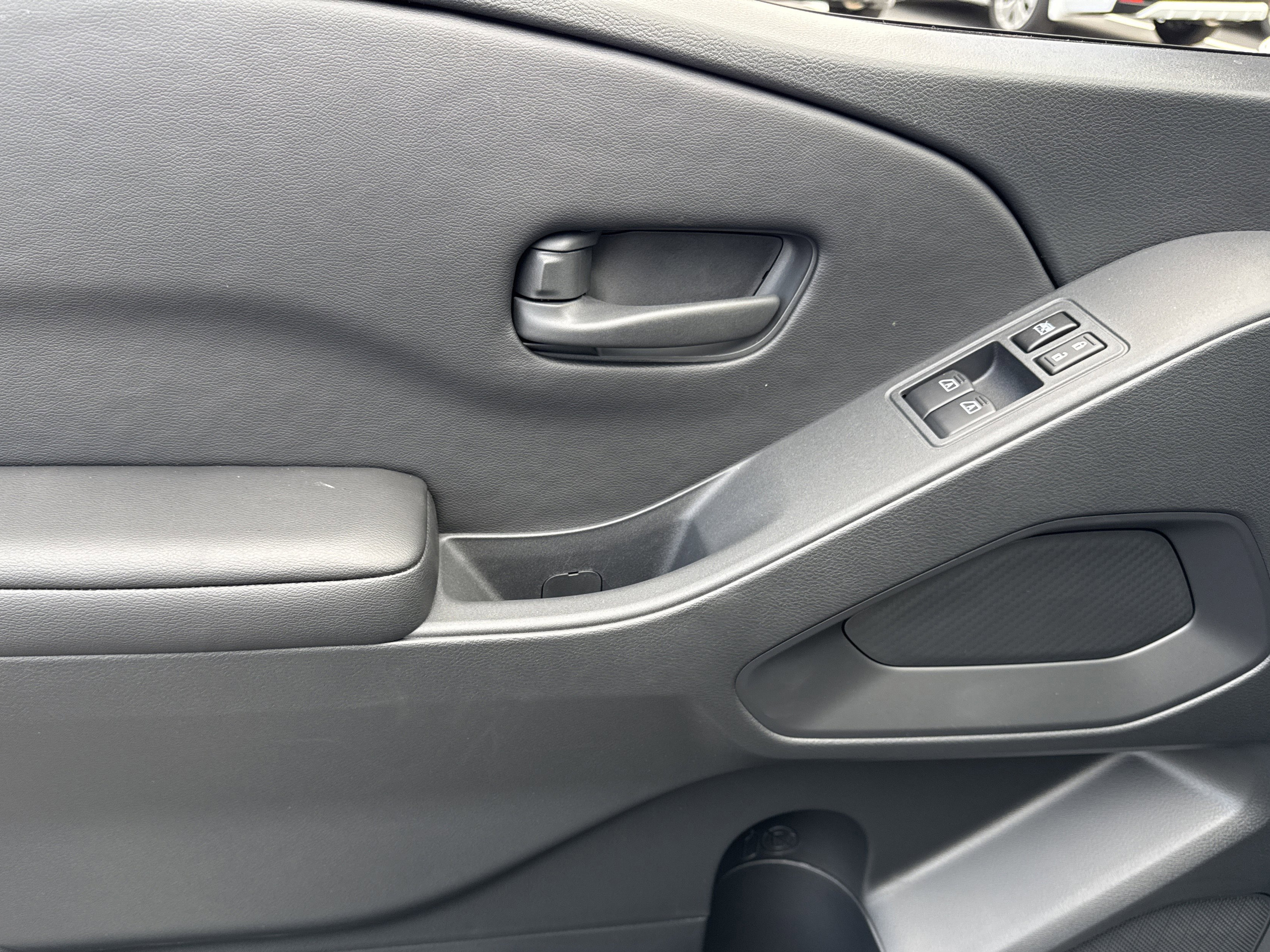 New 2026 Nissan Frontier S image 9