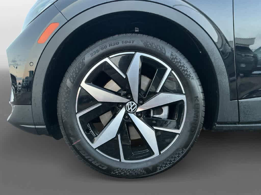 New 2026 Volkswagen ID.4 Pro S AWD/4WD image 14