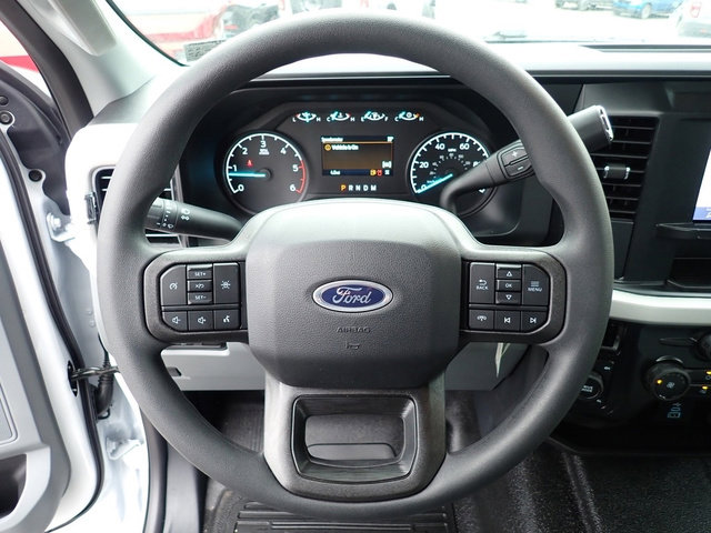New 2026 Ford F550 4x4 Supercab Super Duty image 17