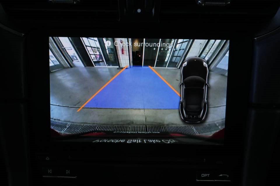 Used 2019 Porsche 911 Turbo image 19