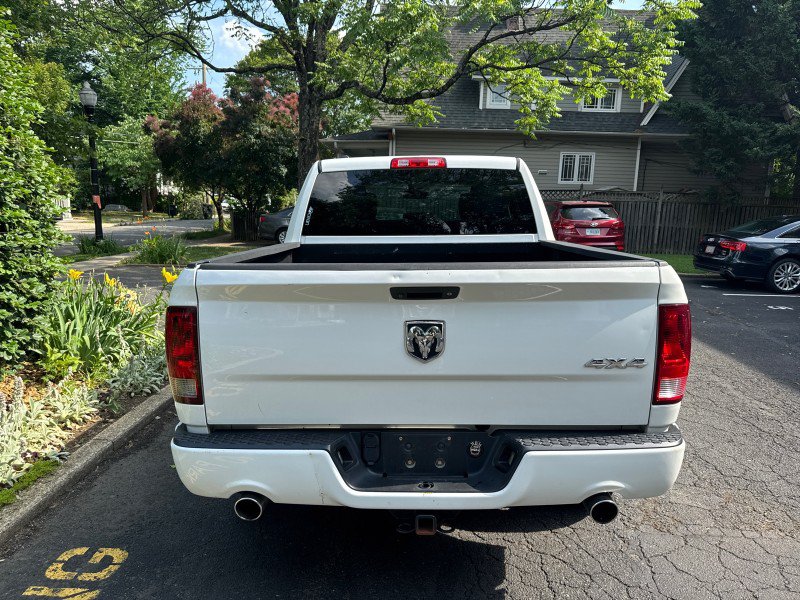 Used 2014 RAM 1500 Express AWD/4WD image 9
