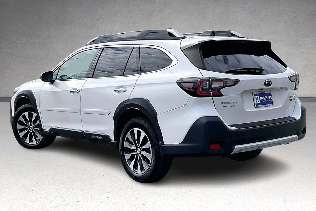 Used 2023 Subaru Outback Touring XT image 4
