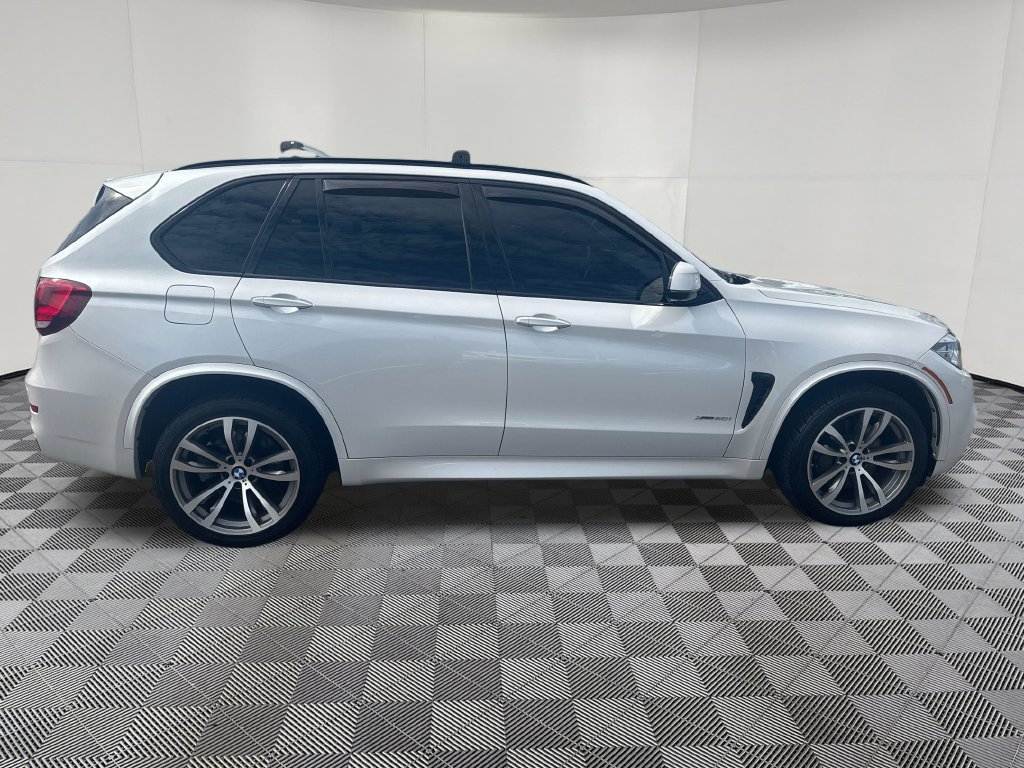 Used 2015 BMW X5 xDrive50i AWD/4WD image 7