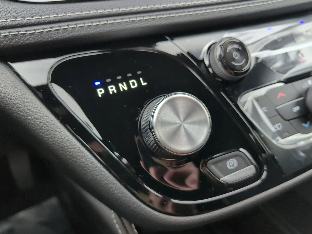 New 2026 Chrysler Pacifica Limited image 34