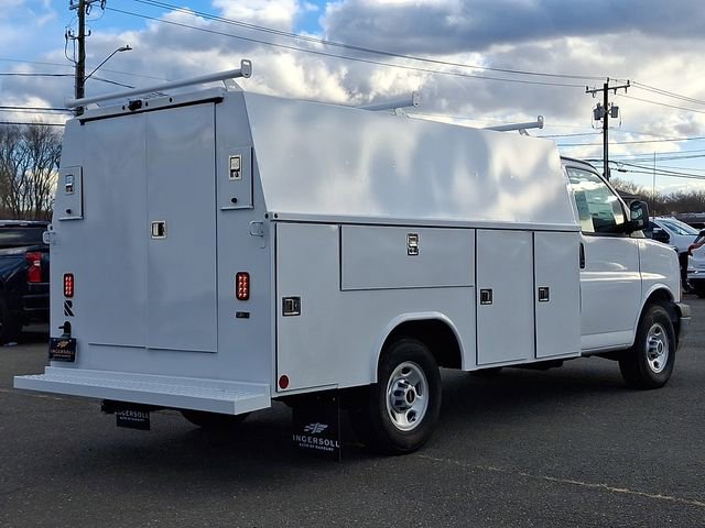 New 2025 GMC Savana 3500 w/ Power Convenience Package image 4