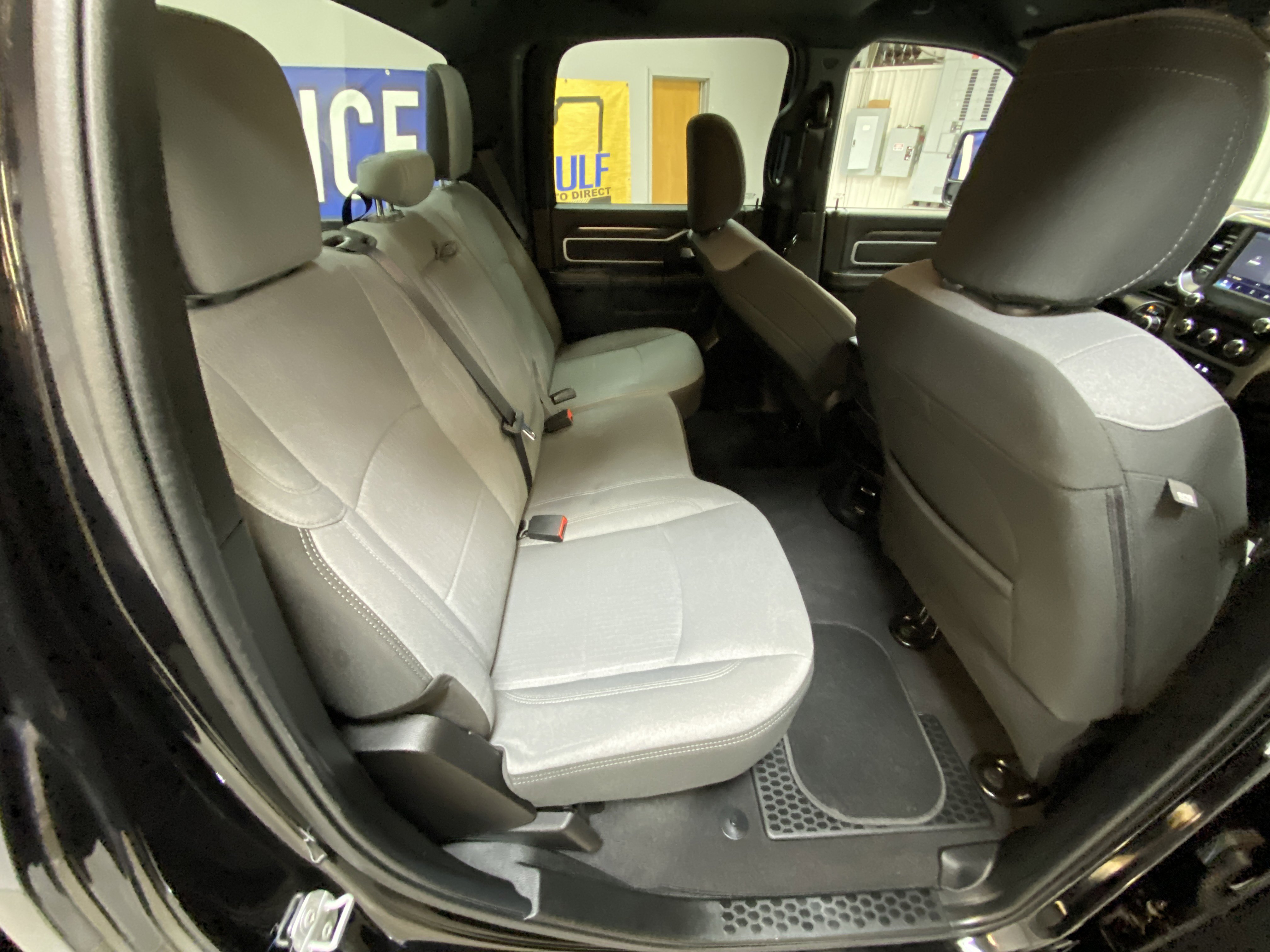 Used 2024 RAM 2500 Big Horn w/ Bed Utility Group image 29