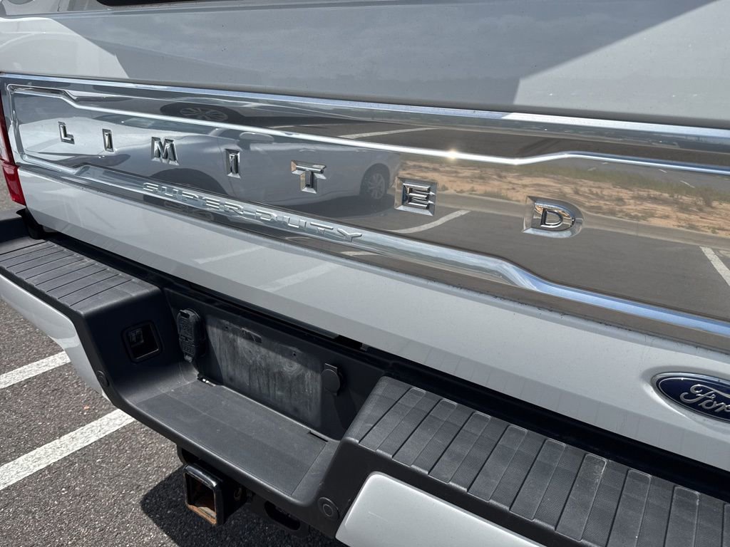 Used 2022 Ford F450 Limited w/ FX4 Off-Road Package image 12