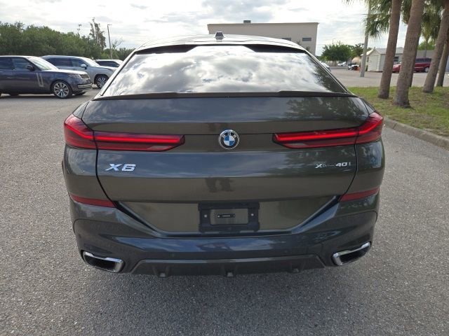 Used 2024 BMW X6 xDrive40i w/ Premium Package AWD/4WD image 4