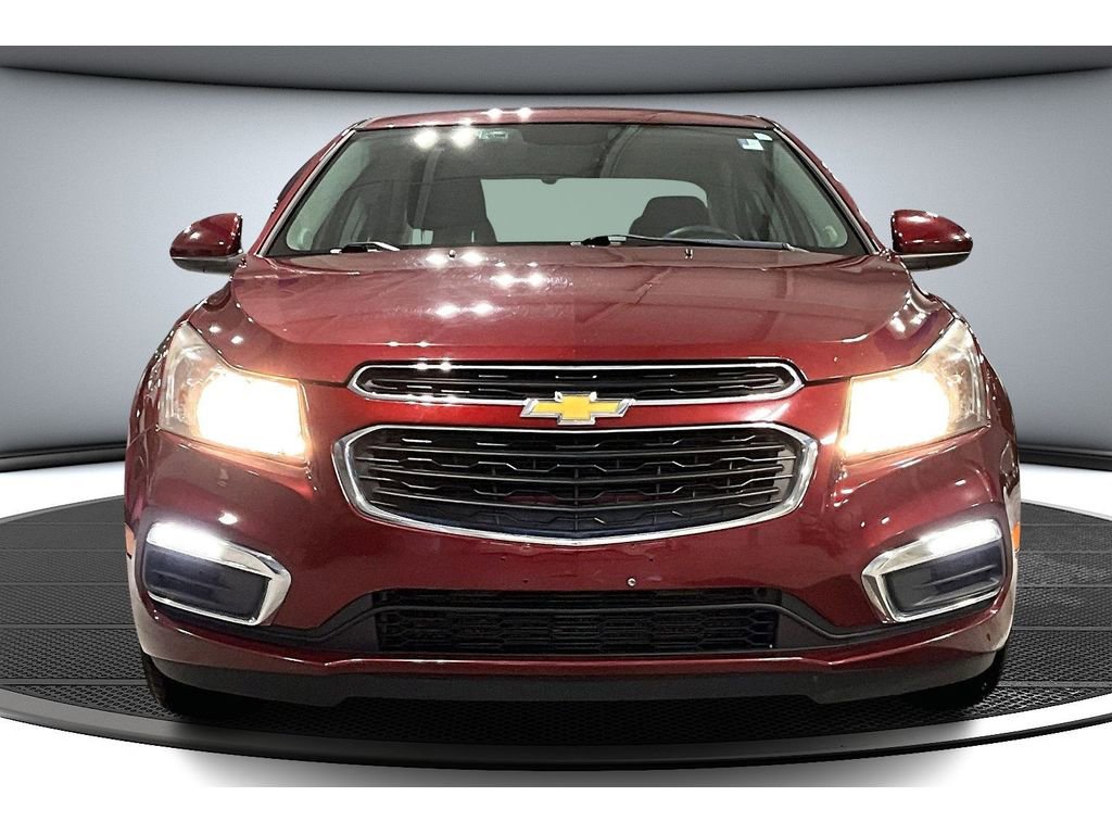 Used 2015 Chevrolet Cruze LT w/ Enhanced Safety Package image 4
