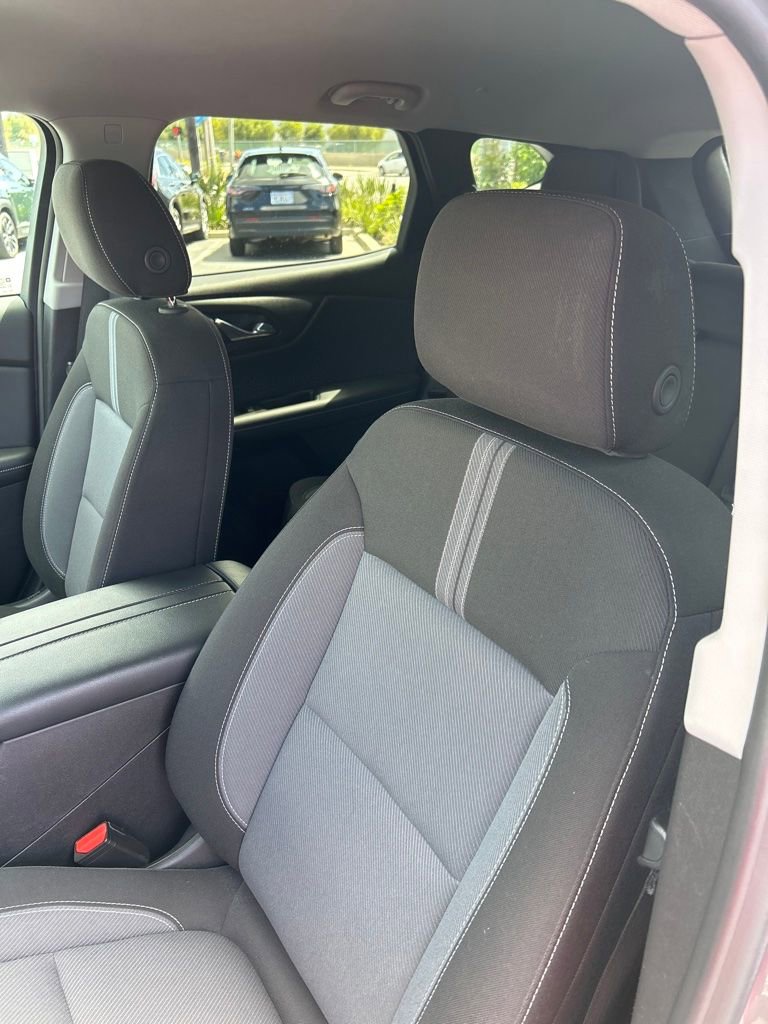 Used 2025 Chevrolet Blazer LT image 14