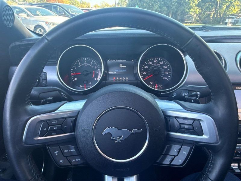 Used 2019 Ford Mustang Premium image 21