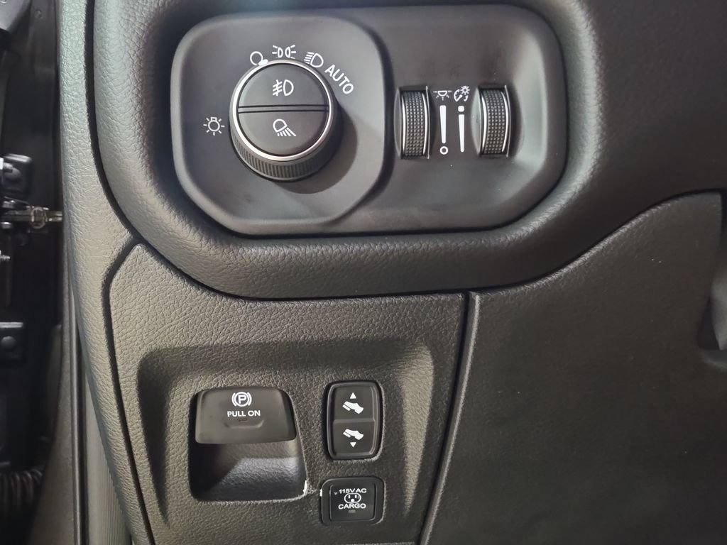 New 2027 RAM 1500 Laramie AWD/4WD image 20