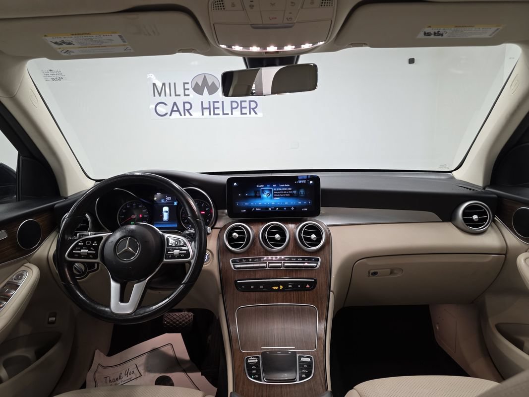 Used 2021 Mercedes-Benz GLC 300 4MATIC image 16