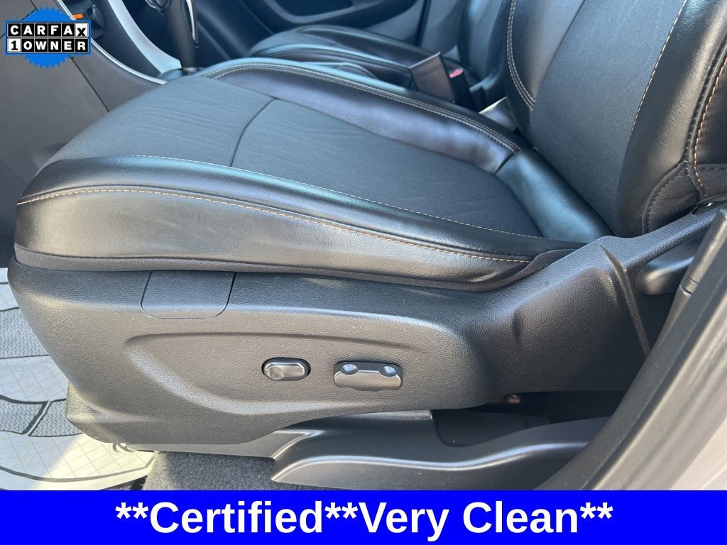 Used 2020 Chevrolet Trax LT w/ LT Convenience Package image 32