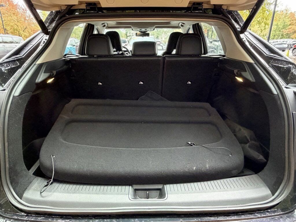 Certified 2024 Nissan Ariya FWD image 10