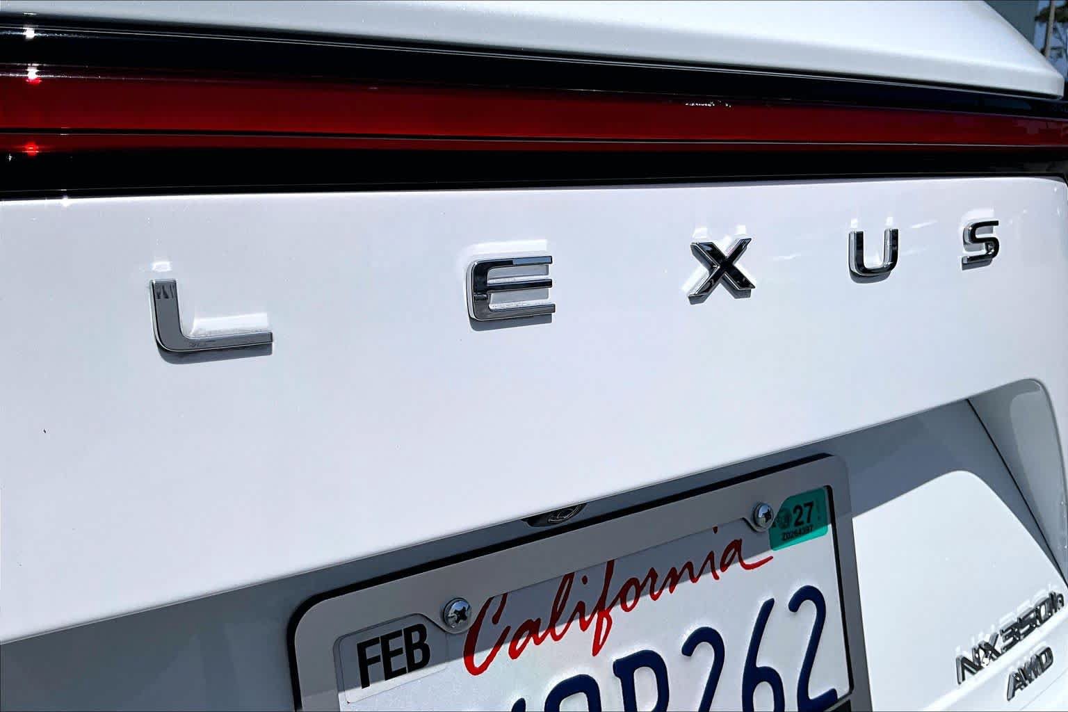 Certified 2026 Lexus NX 350h AWD w/ Accessory Package (2T) image 29