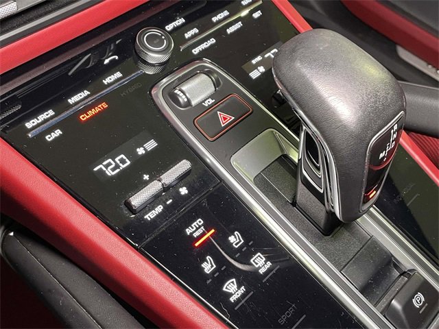 Used 2021 Porsche Cayenne Turbo image 31