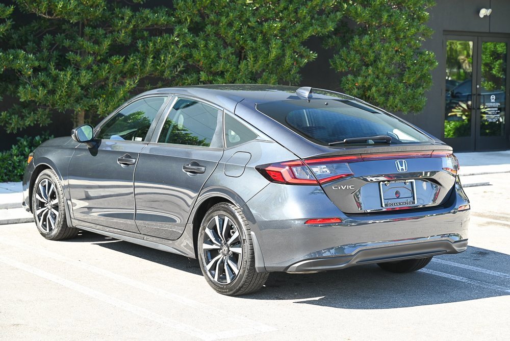 Used 2022 Honda Civic EX-L image 6
