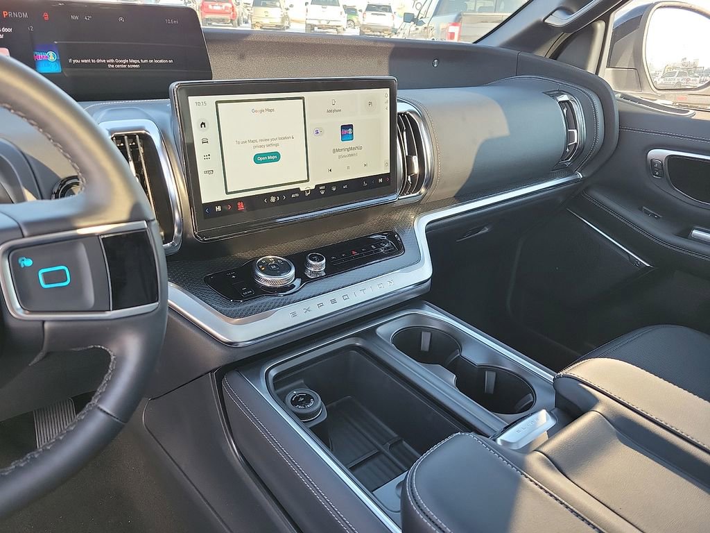 New 2026 Ford Expedition Platinum w/ Stealth Appearance Package image 21